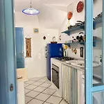 בית נופש Blue Shutters By The Beach, Access To Private