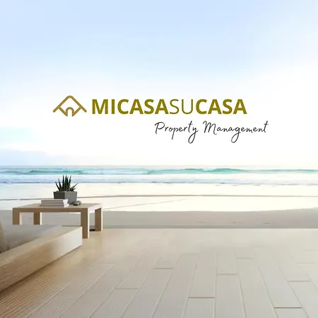 Blue Shutters By The Semesterbostad Pula