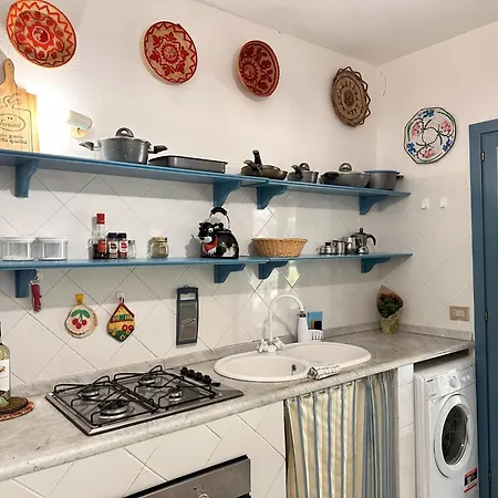 Blue Shutters By The Vakantiehuis *