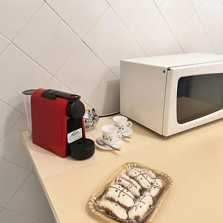 Blue Shutters By The * Pula