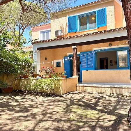 Blue Shutters By The Tatil Evi Pula