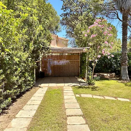 Tatil Evi Blue Shutters By The