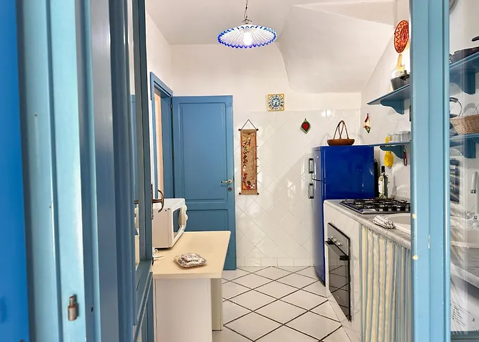 Blue Shutters By The Beach, Access To Private * Пула